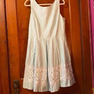 Dannie & Nicole size 18